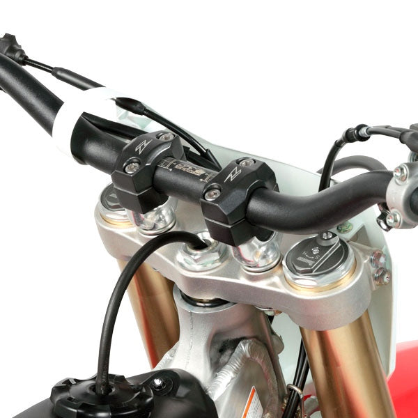 HANDLEBAR CLAMP KIT UX3 UNIVERSAL QTY2