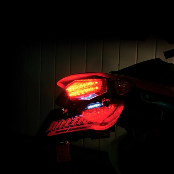 TAILLIGHT LENS EDGE2 UNIT SMK DRC