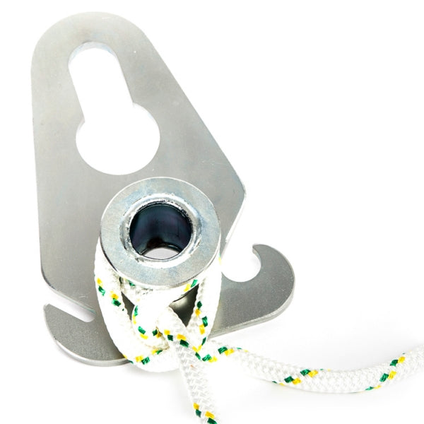 PULLING PLATE FOR BALL HITCH