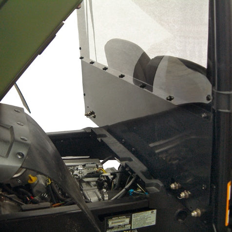 WINDSHIELD RR/PANEL GP JDEERE