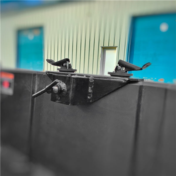 HITCH RECEIVER MAT BK POL ITEK