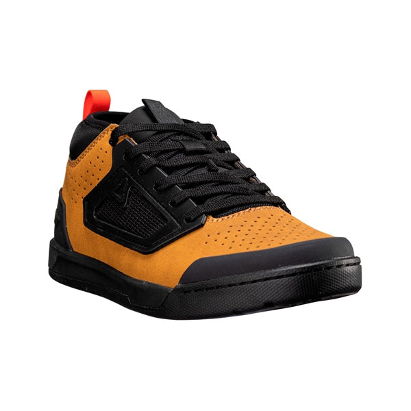 SHOE FLAT 3.0 PEANUT 10 LEATT