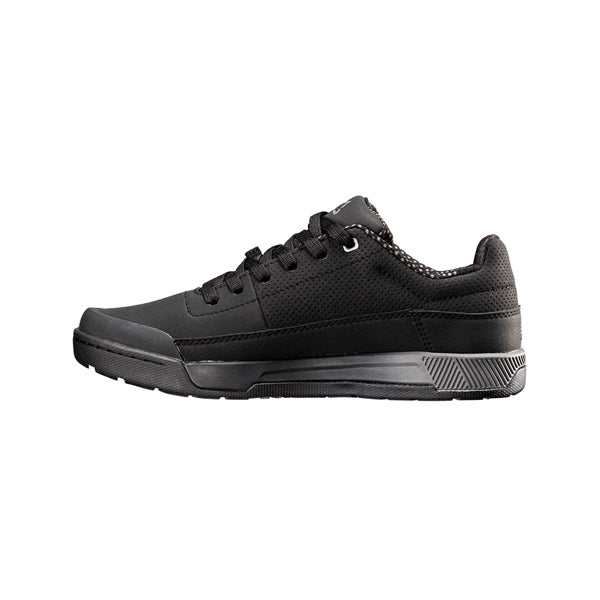 SHOE FLAT 2.0 STLTH 6 LEATT