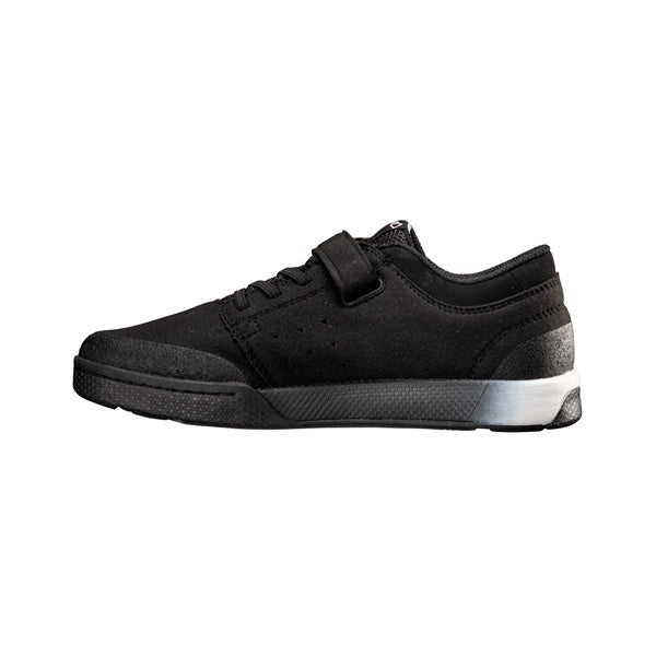 SHOE FLAT 2.0 JR BK 1 LEATT