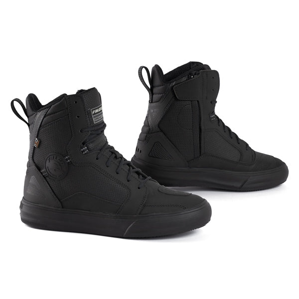 BOOTS CHASER MEN BK 42/8 FALCO