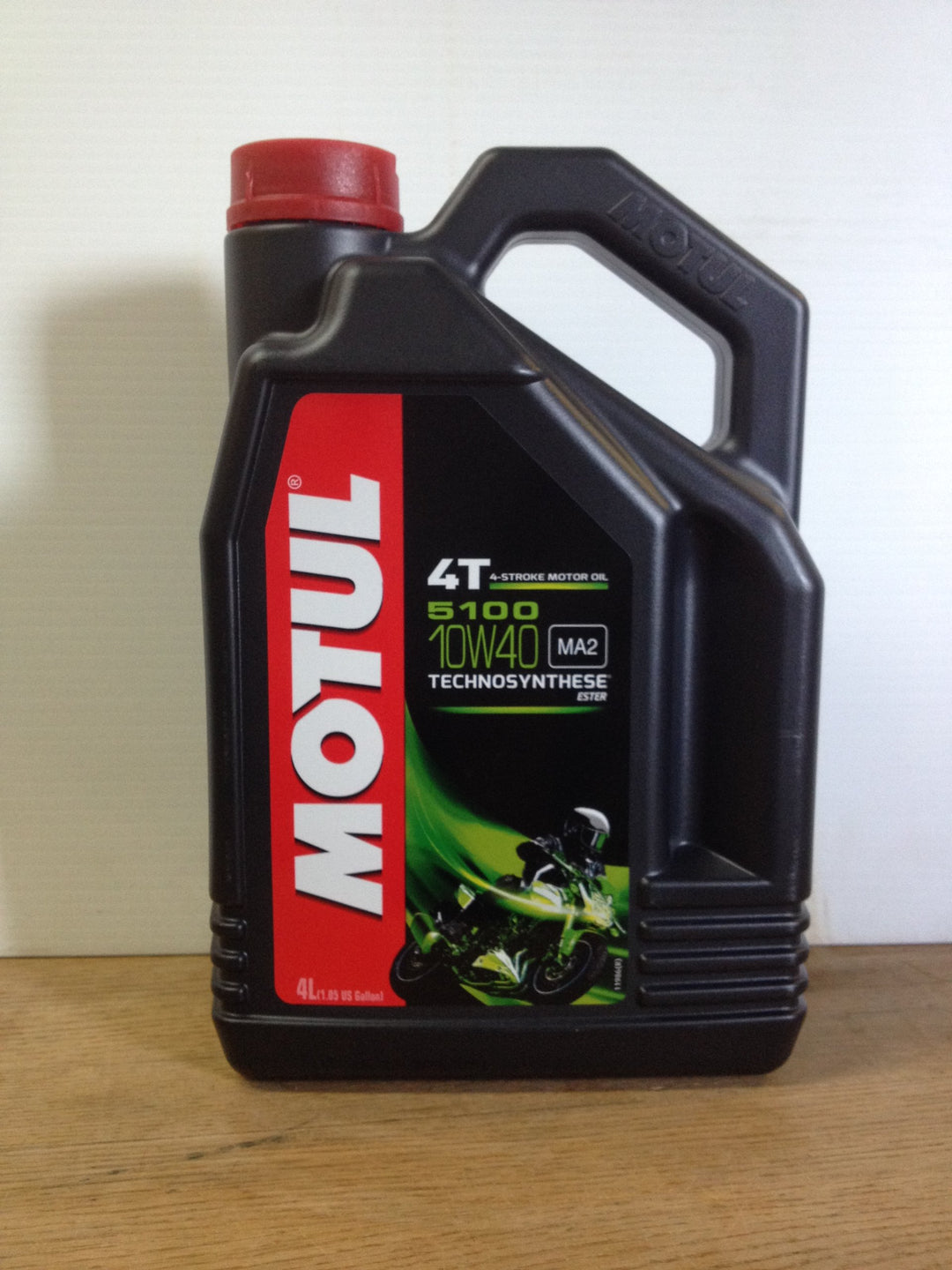 Motul 5100 10W-40 4T Synthetic Blend Engine Oil, 4-Liters